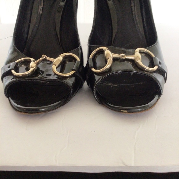 GUCCI BLACK PATENT LEATHER HORSEBIT HEELS SIZE 10 - Picture 10 of 16